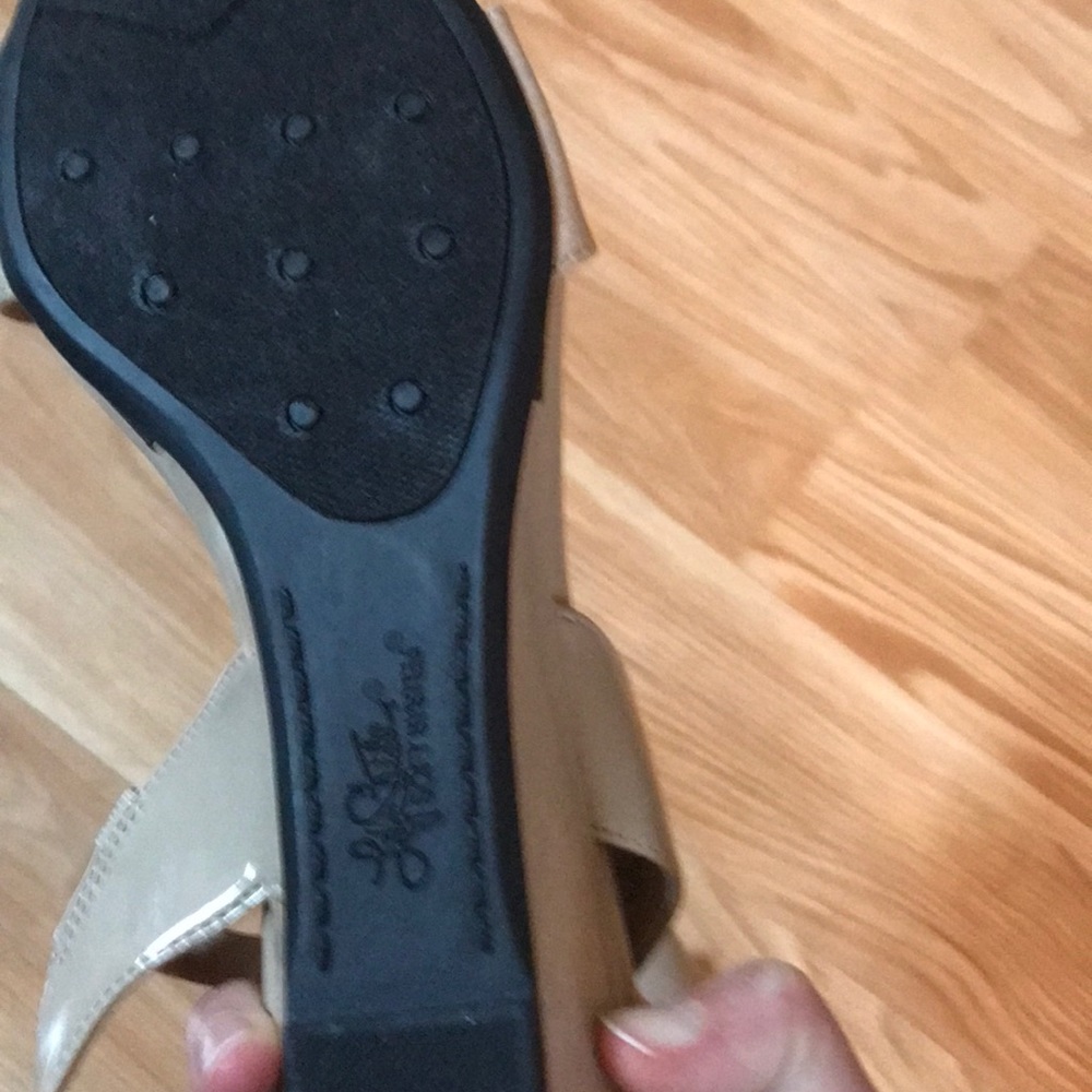 Nude life stride, only worn once - Picture 2 of 3